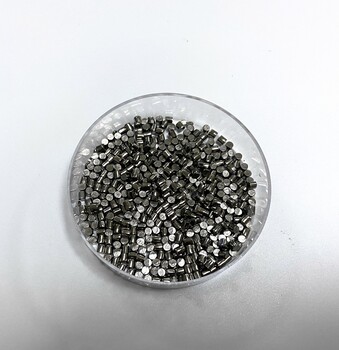金属钛颗粒