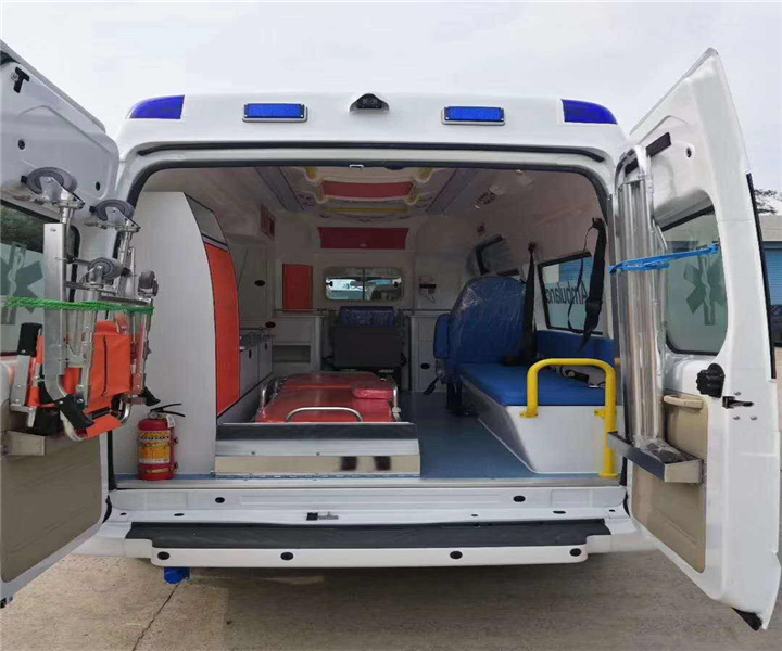长沙转运病人的救护车——全国救护车出租中心