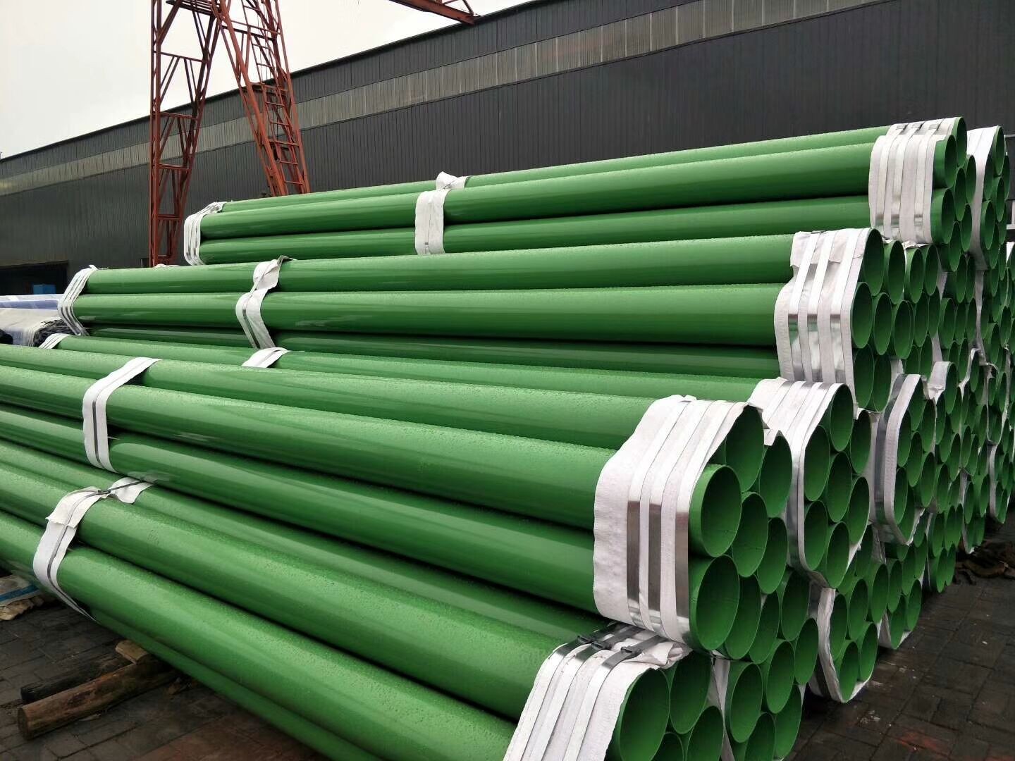 锡林郭勒盟环氧煤沥青防腐钢管钢套钢预制无缝保温钢管实体厂家