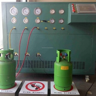 南京春木制冷剂多工位分装设备图片2