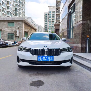 上海豪车租赁，松江区豪车出租，可自驾，手续简便价格透明