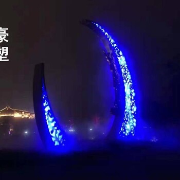 圓月月牙雕塑-公園城堡雕塑-鐵藝月牙雕塑廠家
