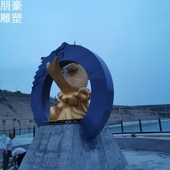 鑄鋼海豚頂球雕塑廠家-海豚雕塑-標(biāo)示戲球雕塑