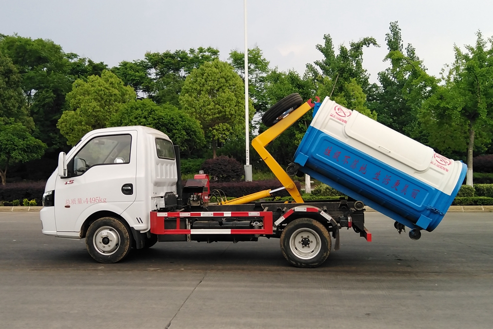 河南南阳重庆环卫垃圾车多少钱一辆,压缩车图片压缩垃圾车图片