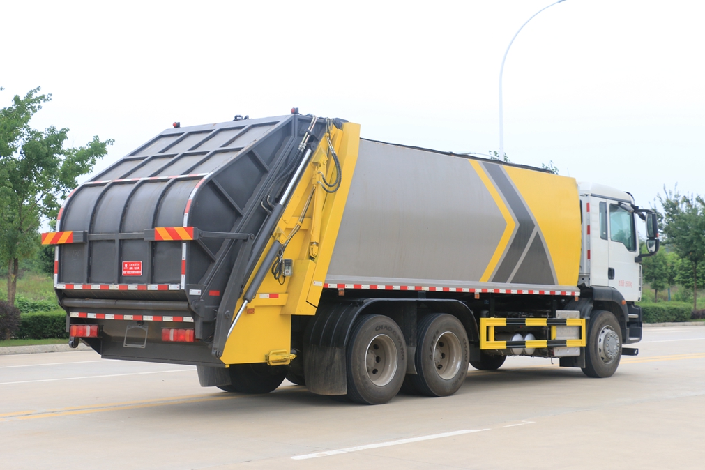 陕西西安环卫垃圾车管理制度,五征奥驰环卫垃圾车能挂多重