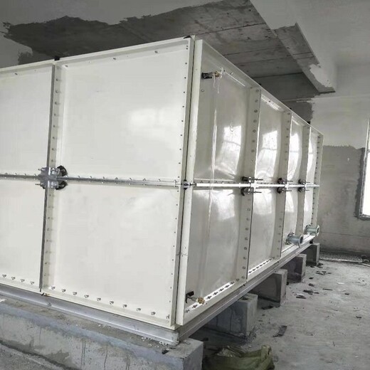 雅安玻璃钢水箱制造厂-玻璃钢小水箱
