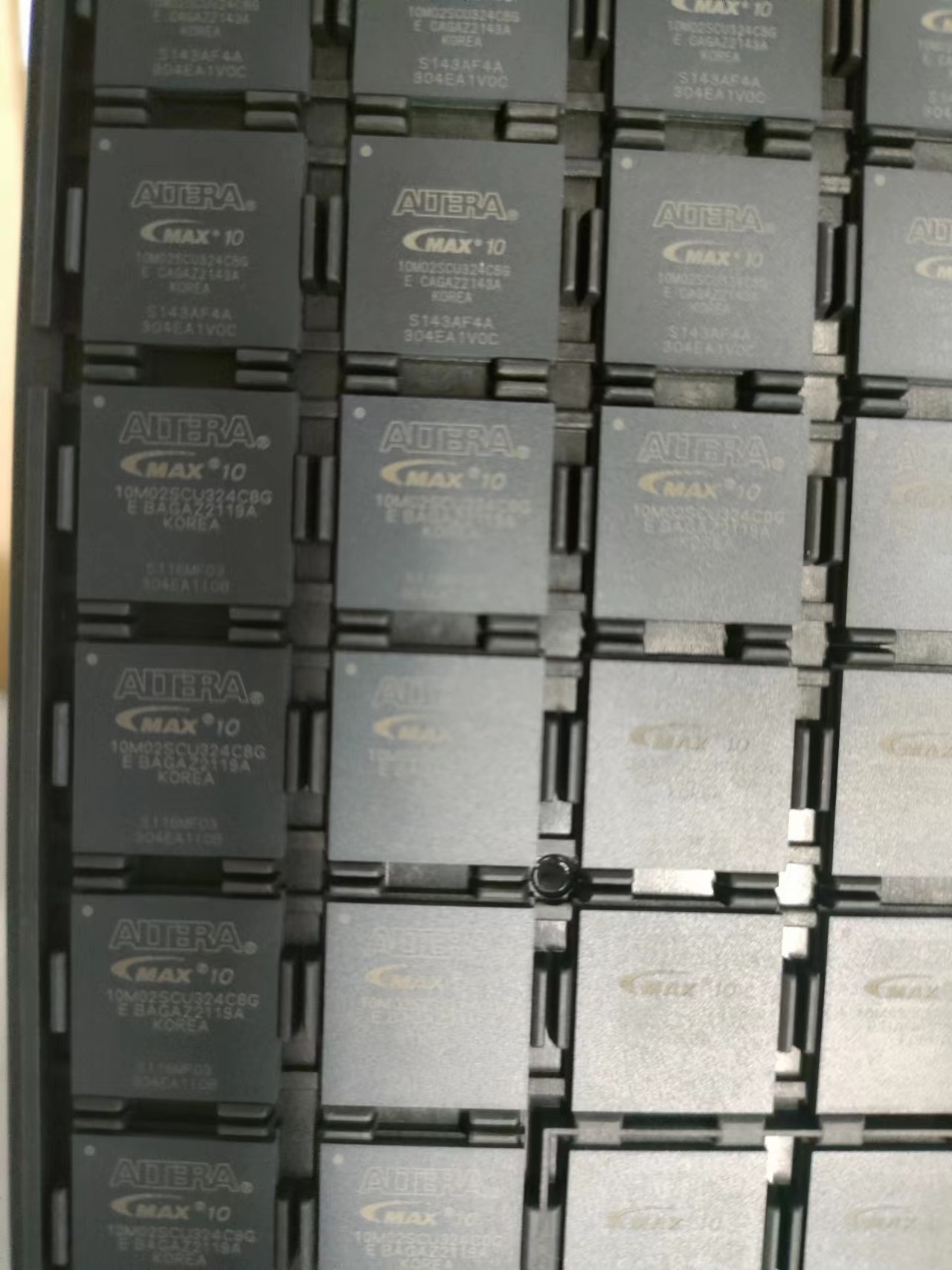 10M02SCU324C8G服务器芯片