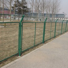 学校球场围网体育场操场围网篮球场围栏网浸塑防护网球场围栏
