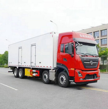 面包型的冷藏車東風(fēng)天龍8.6冷藏車