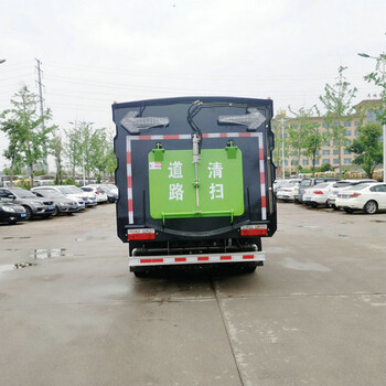 環(huán)衛(wèi)洗掃車銷量天然氣掃路車