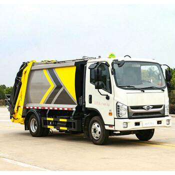 藍(lán)牌壓縮垃圾車報價多利卡5噸壓縮垃圾車