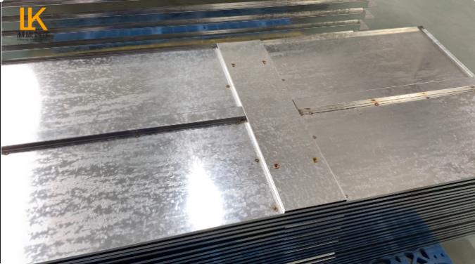 山东钣金加工厂家售水机外壳焊接实拍