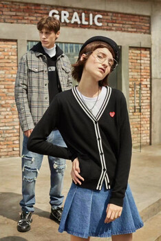 直播間潮牌時(shí)裝品牌CDG小紅心羽絨服衛(wèi)衣商場撤柜女裝貨源