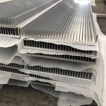 白鶴鋁合金回收廠-青浦區(qū)附近回收廢鋁管商家電話號(hào)碼