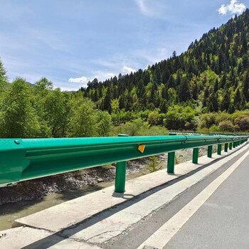 山西太原波形梁鋼護(hù)欄高速路波形護(hù)欄