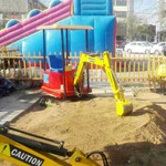 游乐场儿童挖掘机多功能履带式挖沙机电动游乐挖掘机
