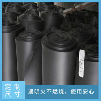 朔州鋁箔貼面橡塑板-B1級(jí)橡塑保溫板-鑫久正橡塑海綿板價(jià)格