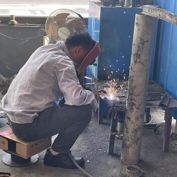 聊城电气焊培训学校二保焊氩弧焊短期班焊证证多少钱来骏大技校