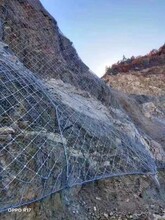 边坡防护网山体覆盖网铁丝网主动网被动网实体厂家