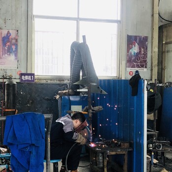 潍坊学电焊学校寿光学二保焊考焊工正多少钱氩弧焊培训到骏大技校