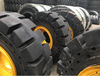 高寿命耐磨铲车实心轮胎825-16工程机械轮胎免充气