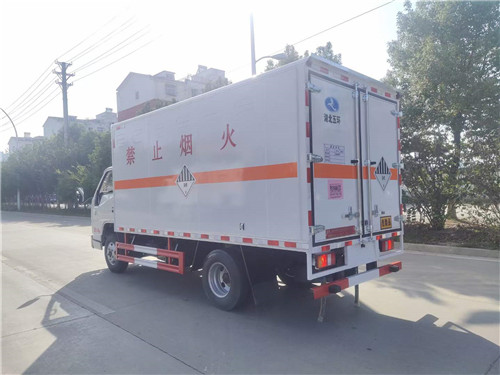 车钥匙上的电池能用多久？出现这4个征兆说明快没电了