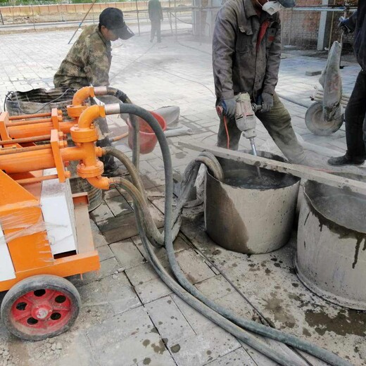 新疆吐鲁番厂房地基注浆路面下沉注浆设备基础沉降加固