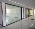 深圳全景玻璃隔断办公百叶隔墙价格