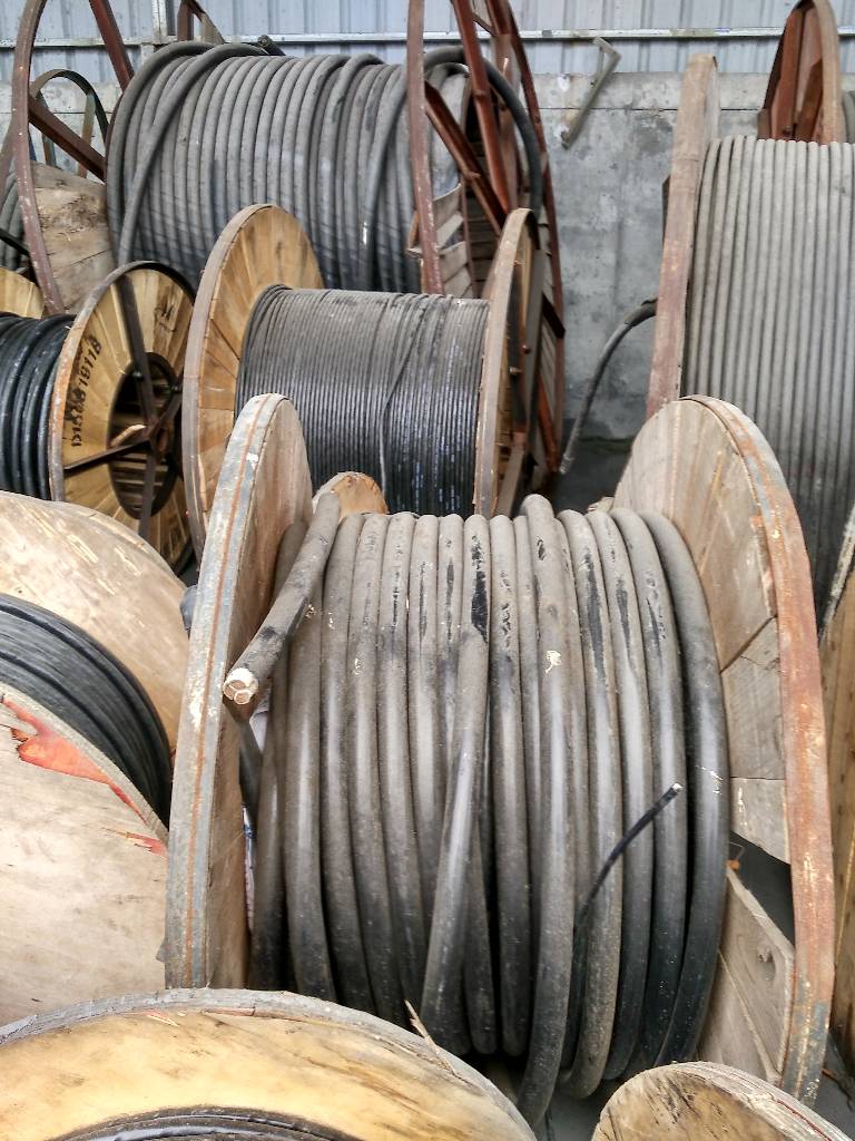 南京市电缆线回收24小时回收热线