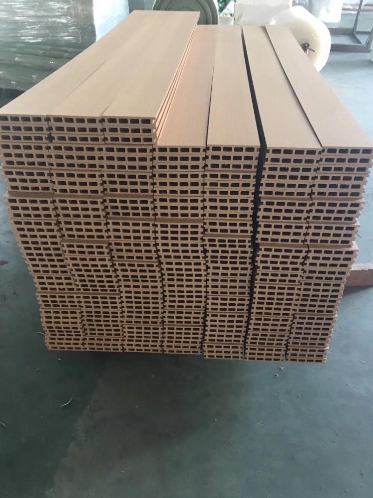 汉中工程用木塑地板供应商