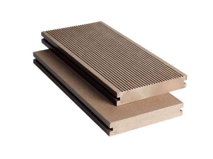 可克达拉PE木塑地板厂家联系方式