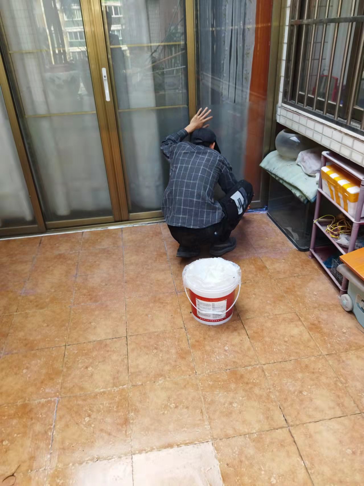 惠城惠环客厅开裂渗水补漏，惠州防水公司电话