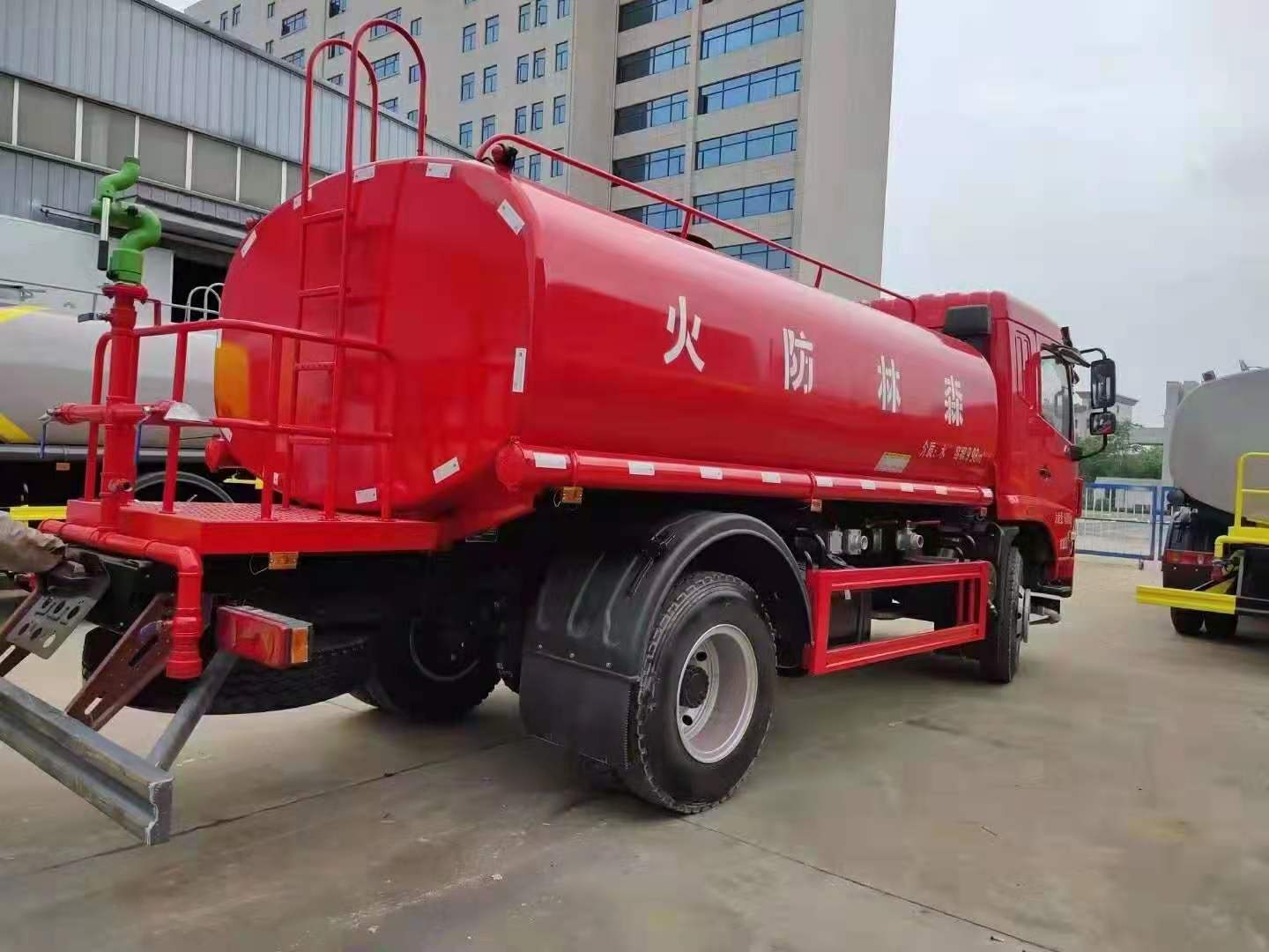 丽水水罐泡沫消防车
