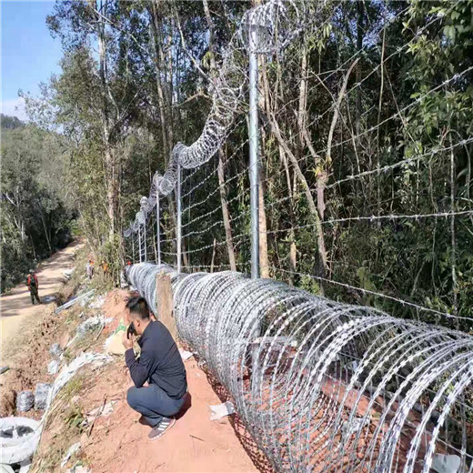佛山防攀爬围墙铁丝网-加密高围栏网