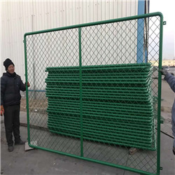 北京东城镀锌浸塑钢板护栏-围墙隔离栅