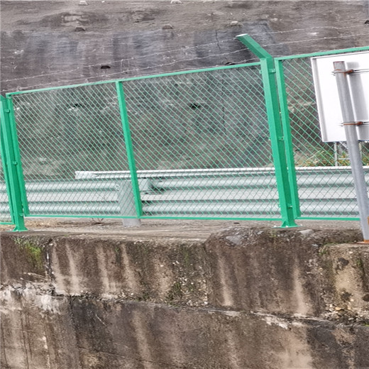 北京西城水库隔离围网-圈山铁丝网围栏