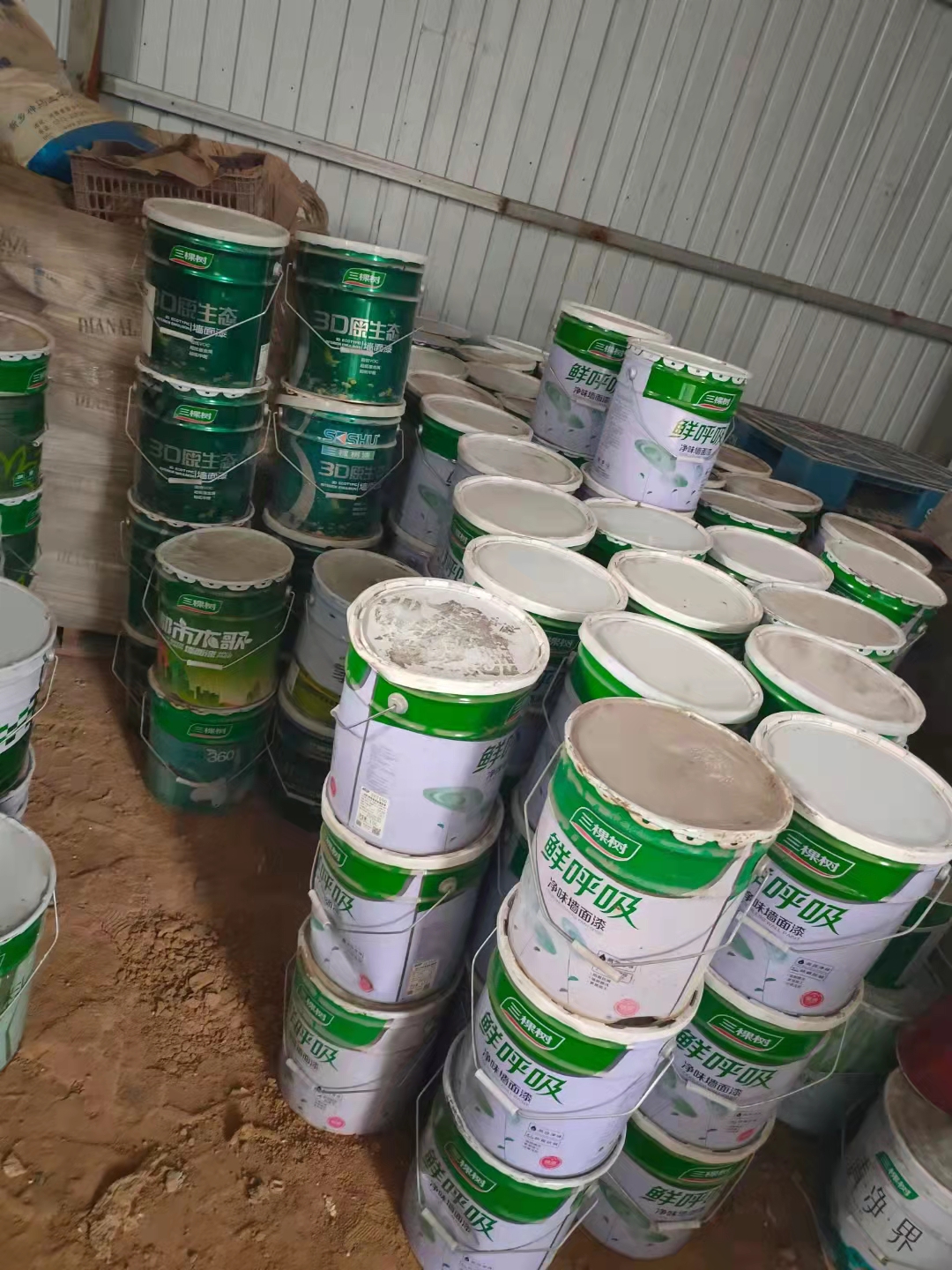 吐鲁番回收国产品牌聚氨酯面漆