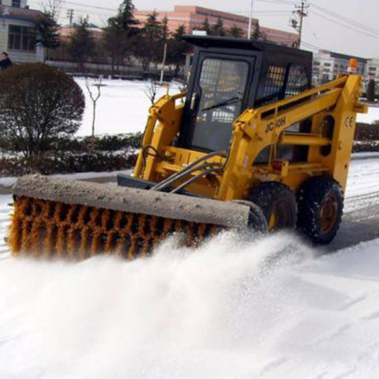 山东德州除雪设备除雪铲撒布机大型扫雪刷