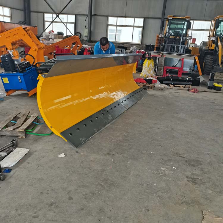 天津北辰铲车改装除雪设备扫雪机抛雪机