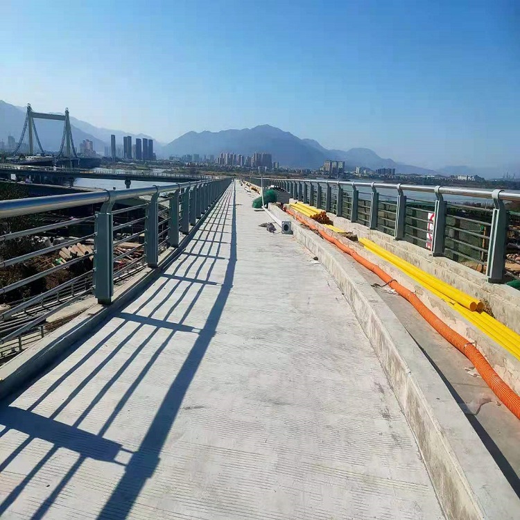 汉中304复合管桥梁护栏厂