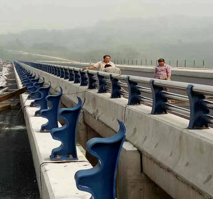 桂林高速公路护栏价格