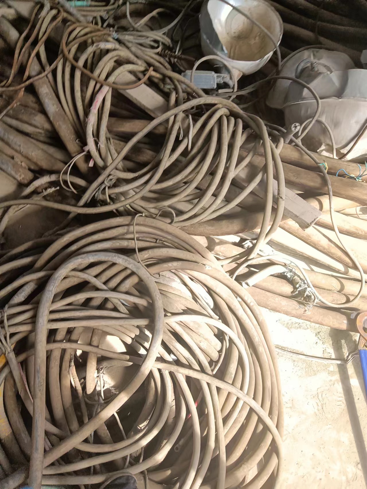 唐山电缆回收唐山收购废旧电缆(好消息)电缆回收厂家