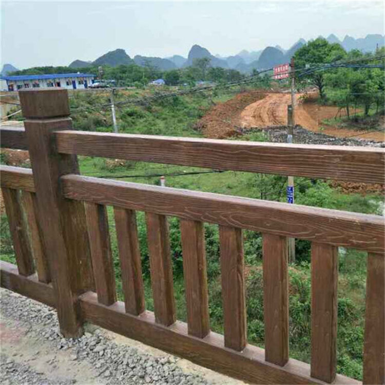 泸州仿木栏杆安装施工_FM-D-3型木纹护栏安装公司
